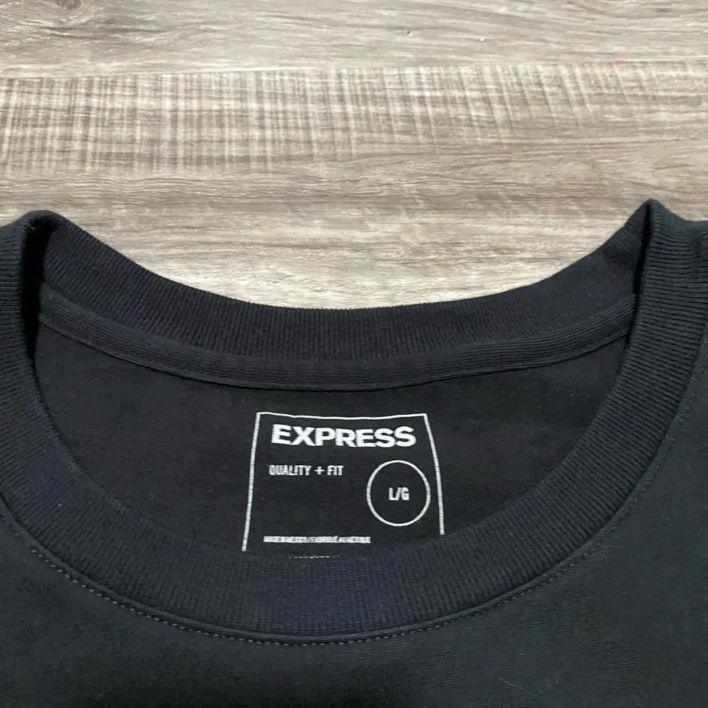 Express LA Lakers  Black and Gold Mens  Tee size Large 100% cotton - Picture 6 of 11